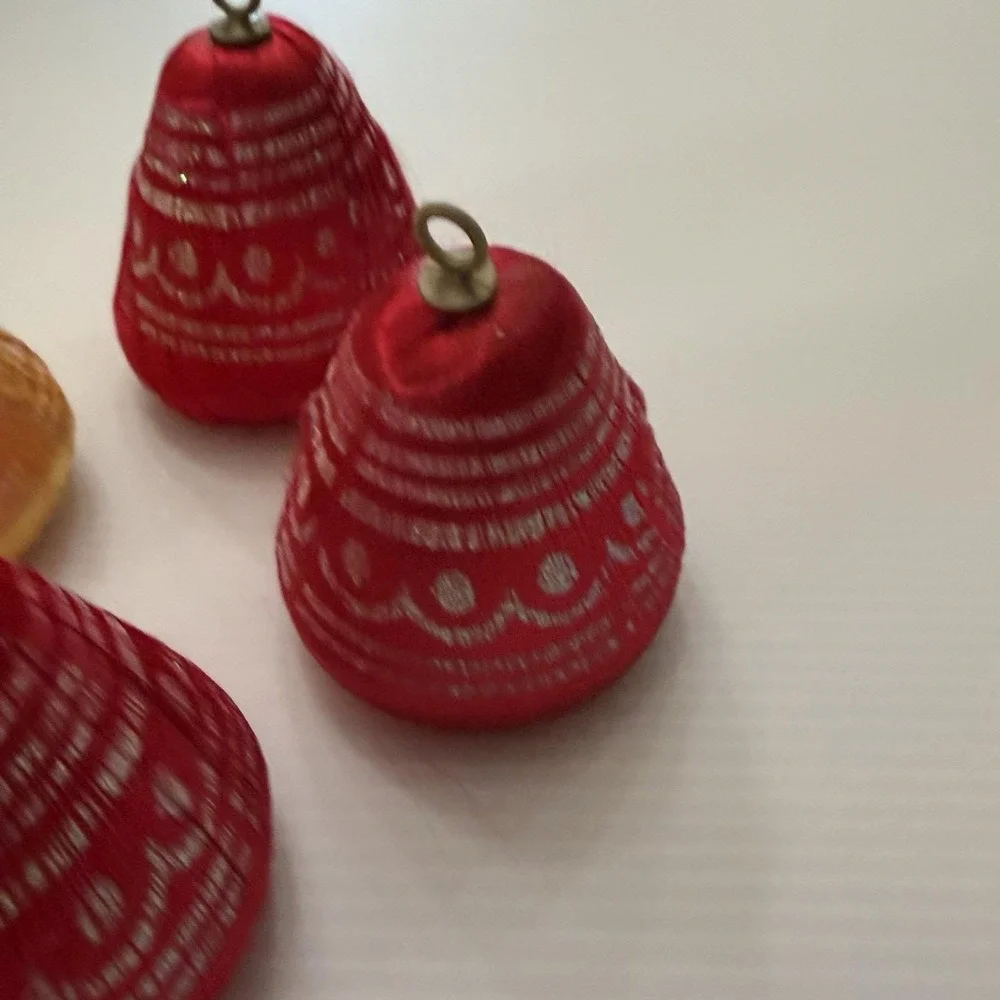 Vintage Satin Thread Christmas Bell Ornaments Set If 4 Retro Kitsch